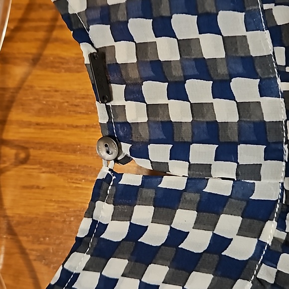 Mexx Sleeveless Blouse - Picture 3 of 6